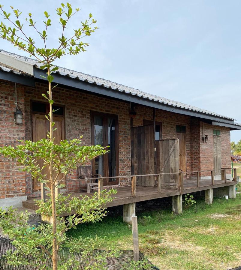 Sekepeng Penarek Apartment Kampung Penarik Luaran gambar
