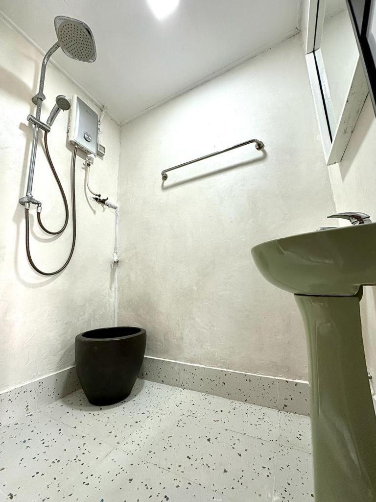Sekepeng Penarek Apartment Kampung Penarik Luaran gambar