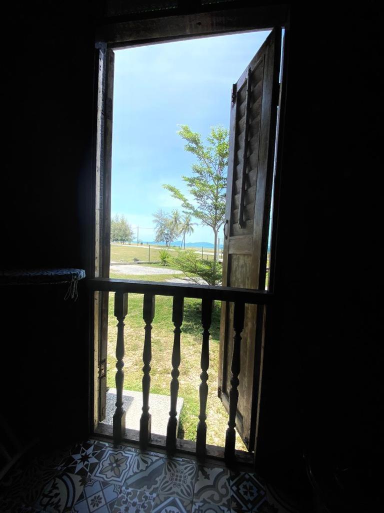 Sekepeng Penarek Apartment Kampung Penarik Luaran gambar